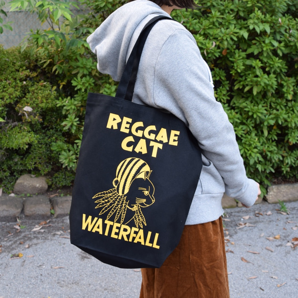 猫ツアートートバッグ「猫レゲエ」　レコードバッグ　ブラック　WATERFALLオリジナル　生産数量限定　 F　綿素材 1枚目の画像