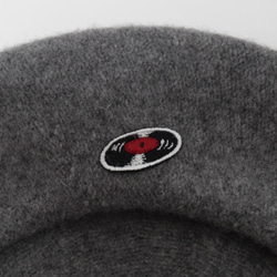 ベレー帽（レコードワッペン）　グレー　秋冬物　F　ユニセックス　WATERFALL　コラボ商品 6枚目の画像