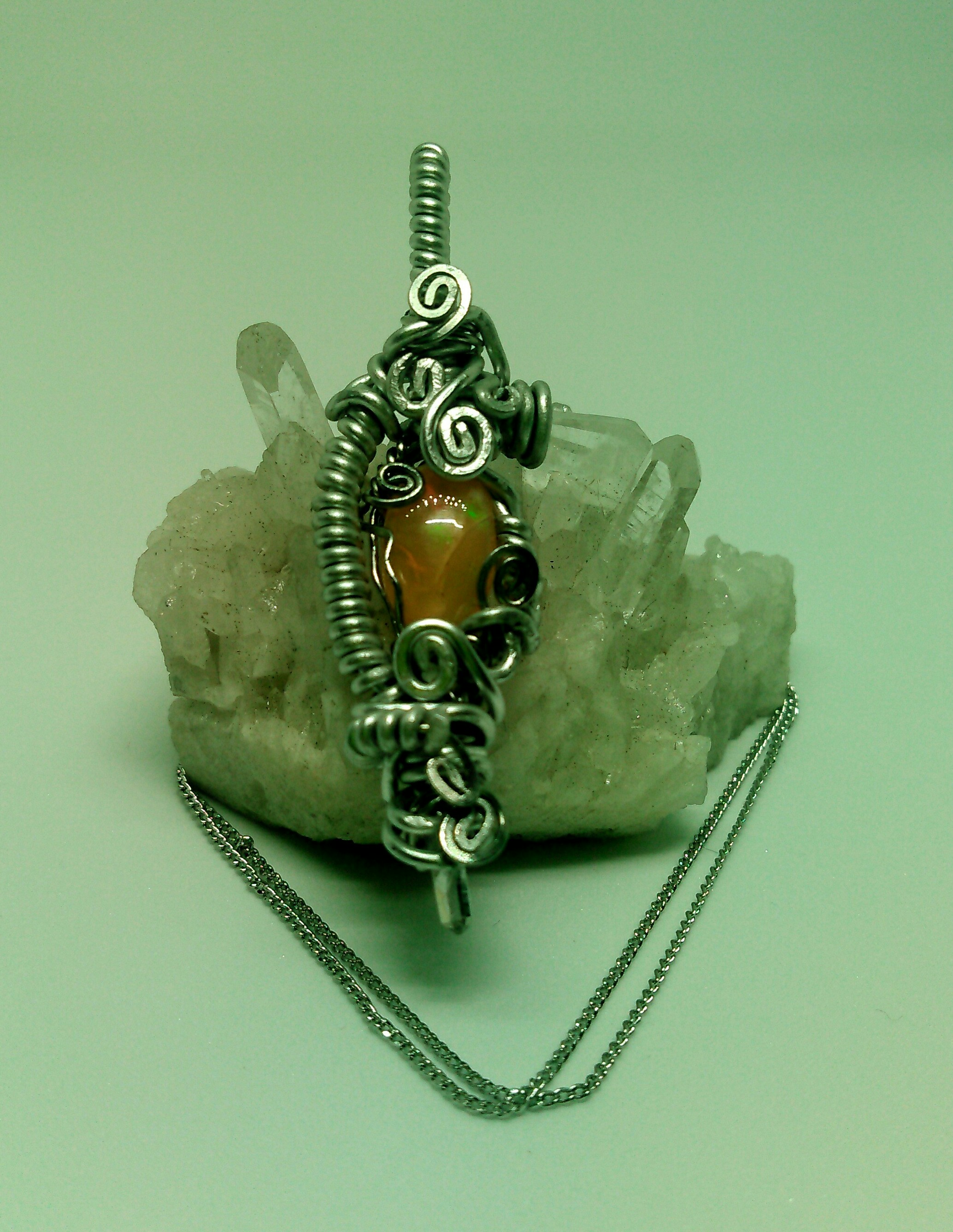 pendant ... the fire and the water ...