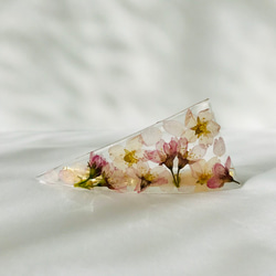 期間限定・本物のお花...さくらのヘアバレッタ / Barrette of SAKURA bouquet [B] 1枚目の画像