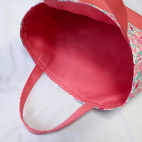 受注製作 リバティ ベッツィ 帆布 レッスンバッグ 幼稚園 保育園 絵本