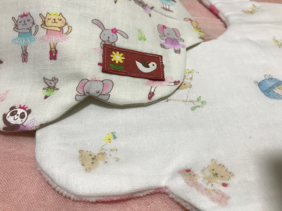 SALE♡2枚セット花びらスタイ 3枚目の画像