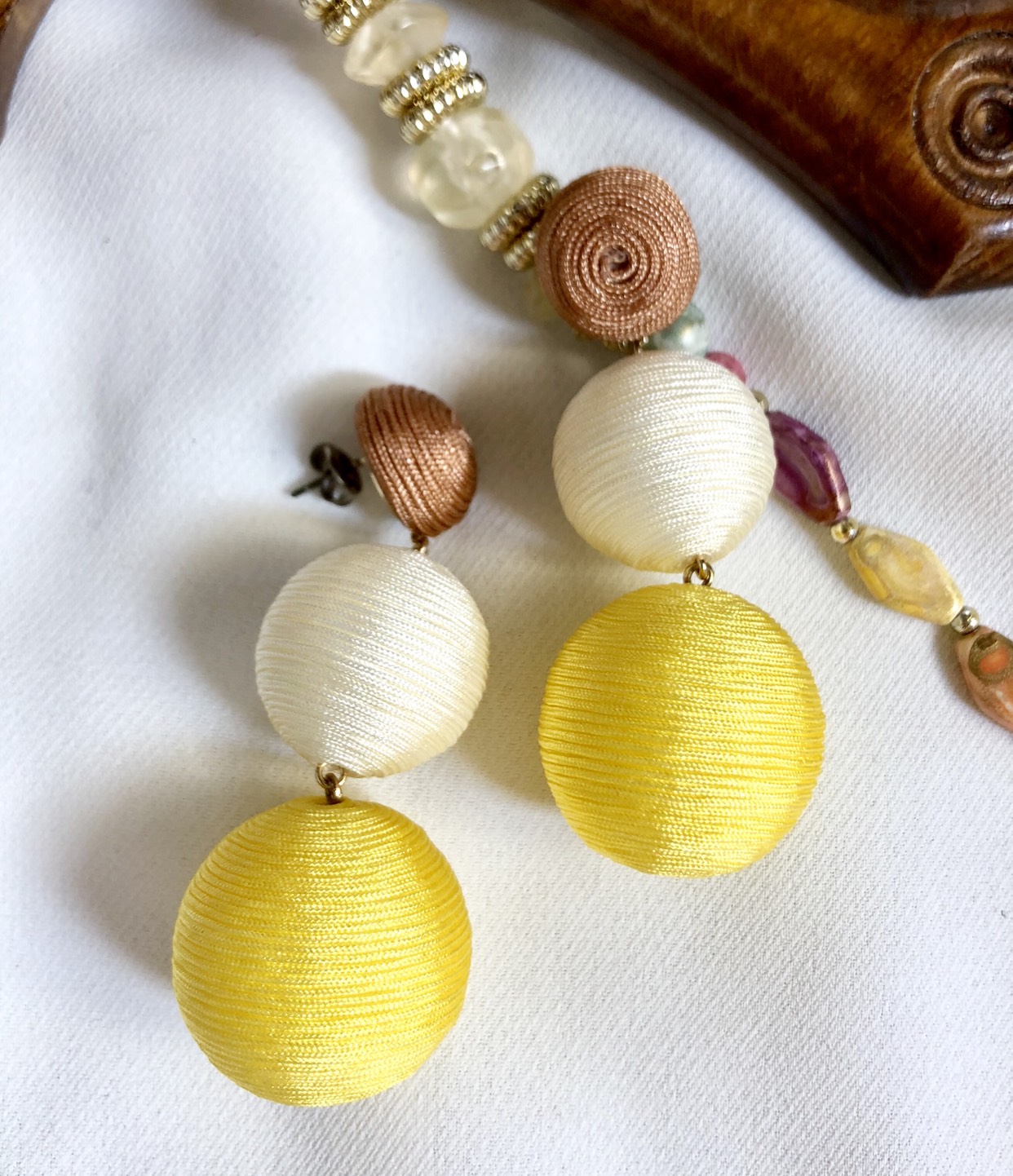 カラーポンポンイエローMIX