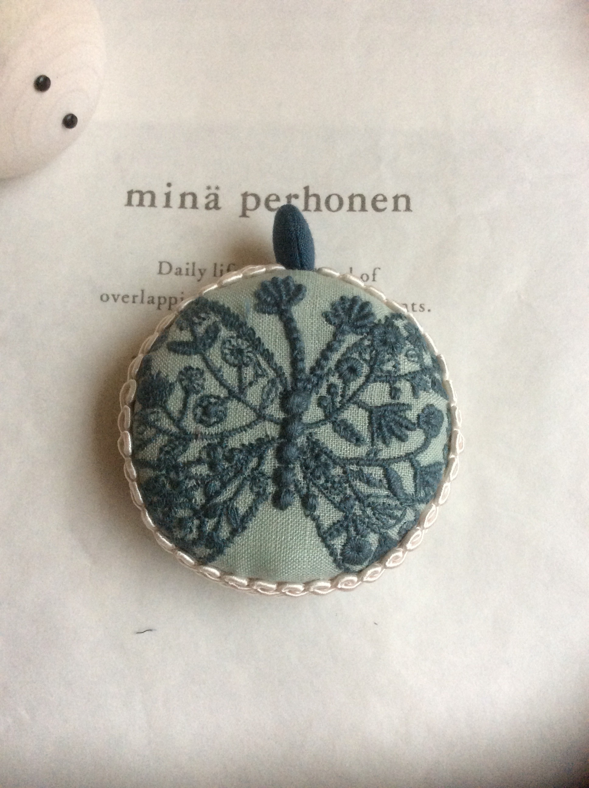 ミナペルホネン × 古布 藍染 ⚮̈ハギレ コースターwind flower