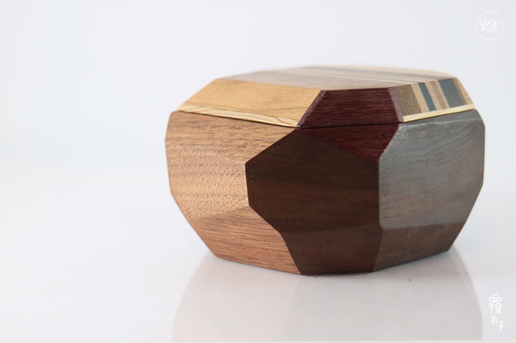 特製拼木鑲磁吸蓋多邊形盒 - 胡桃木 x 紫心木 - 第4張的照片