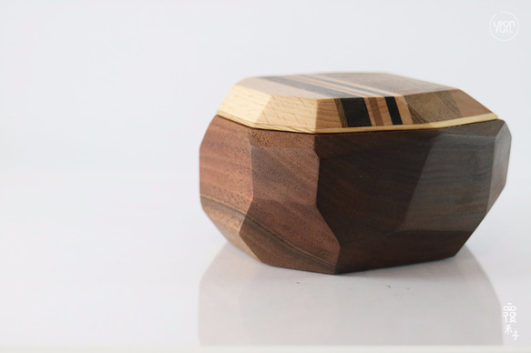 特製拼木鑲磁吸蓋多邊形盒 - 胡桃木 x 紫心木 - 第5張的照片