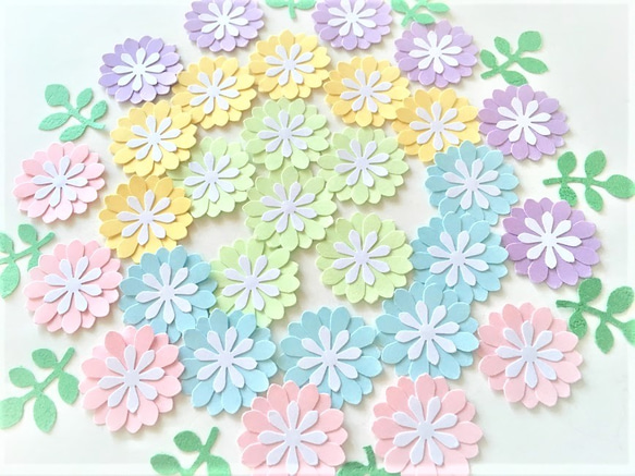 デイジークラフトパンチ花5色 30枚+葉っぱ10枚 デイジー その他素材