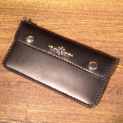 トラッカーウォレット　Mサイズ　サンシャインスタッズ スタッズトラッカーウォレット 長財布 Flatfield.l.f 通販