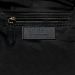 『受注製作』バケツ型ショルダーバッグ　英国デザイン　ブラックレザー　黒革　スタイリッシュで実用的　イニシャル無料 9枚目の画像