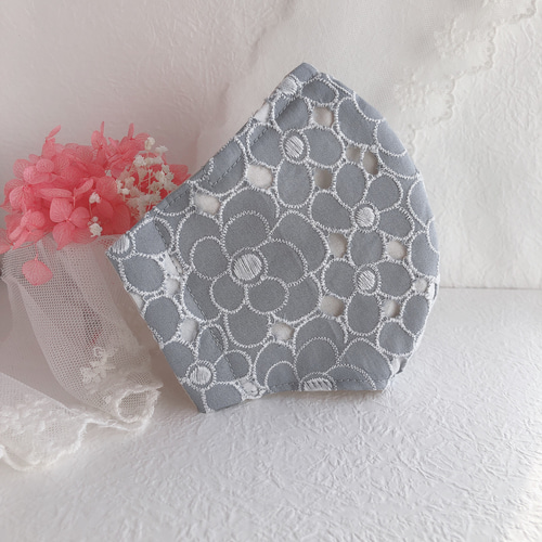 Creema限定】☆レースマスク カメリア刺繍 カットワーク ライトグレー 