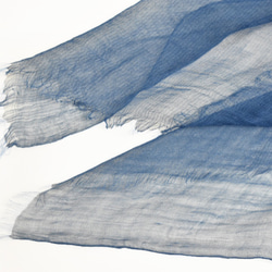 麻 藍染めストール　ハーフサイズ 3枚目の画像