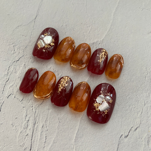 ネイルチップオーダー べっ甲サンド砂ブラウンニュアンス左右非対称ゴールドショート 楽天市場】ネイルチップ 秋色べっこうニュアンスアート サイズ