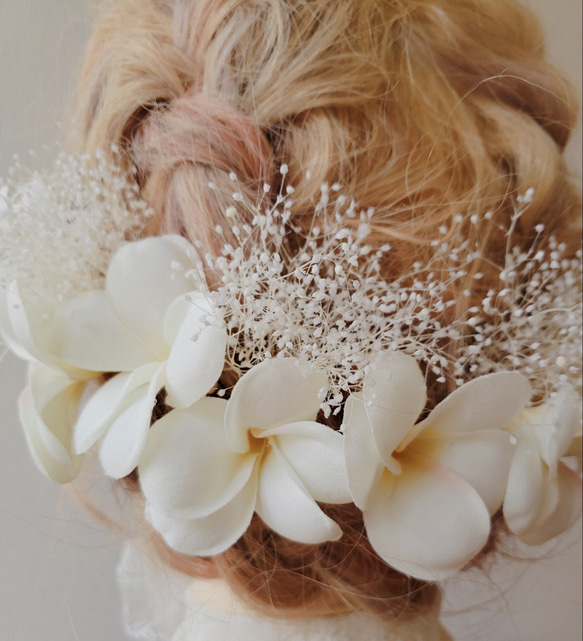 新作 プルメリア ヘッドドレス  髪飾り ヘアアクセ 成人式 結婚式 ハワイ ブライダル 髪飾 3枚目の画像