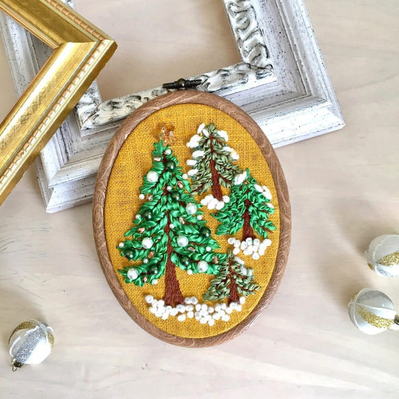 再販《creema限定》Christmas snow forest 刺繍タペストリー big 受注製作 2枚目の画像