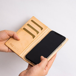 【刻印可】表情豊かなキップレザーのスマートフォンケース小　手帳型スライド式　レッド　バグッダ　MH1401 3枚目の画像