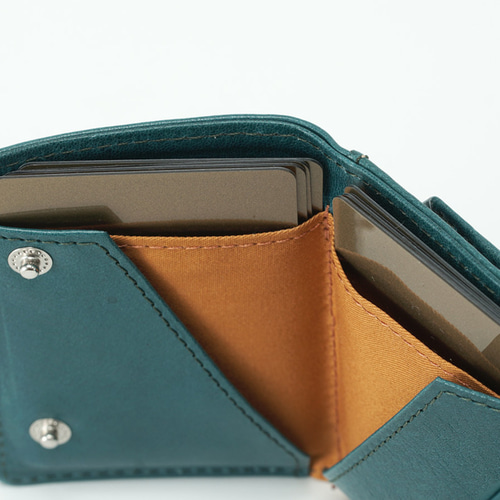 刻印可】カードが重ねて10枚入る、最小クラス三つ折りミニ財布 ヴァ