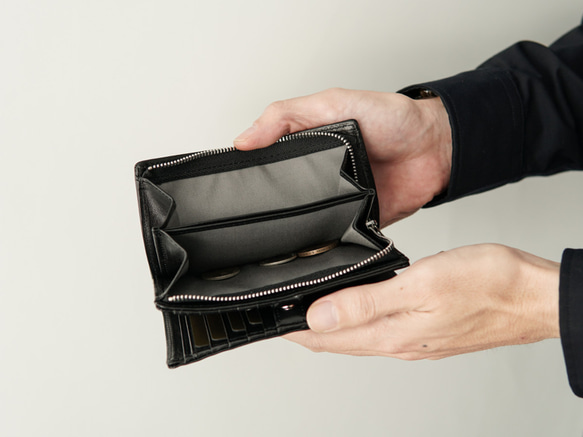 【刻印可】フリーポケット充実！長財布並みの収納力を持つミドルウォレット　ヴァケッタルクス　MH1455 イタリア製牛革のコンパクト財布３ ／ レッド※受注製作 U1660578464(12650円)