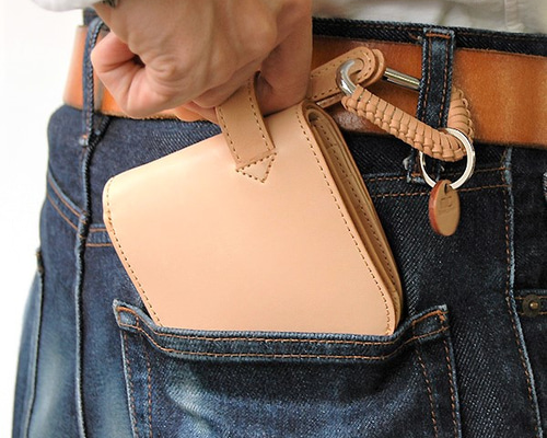 長財布　新品未使用　合皮　編みベージュ　パステル　カード32ポケット　札3ポケ 長財布 新品未使用 合皮 編みベージュ パステル カード32ポケット 札3ポケ