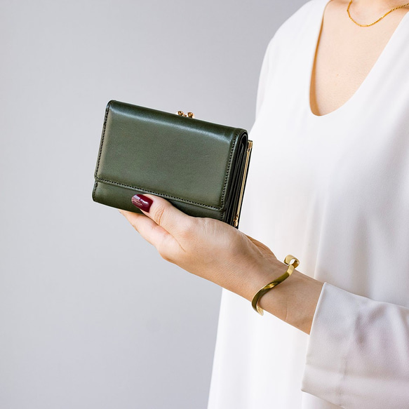 【刻印可】ミドルサイズで使いやすい！　がま口三つ折り財布　アリアナ　MI0057 お任せ