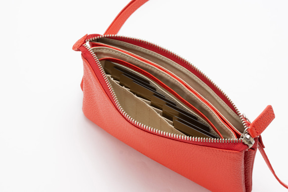 【3日以内発送】お金もスマホも入る、軽い素材のお財布ポシェット　ボルセッタ　MH1344 