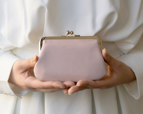 刻印不可】用途に合わせて使える、仕切り付きがま口マルチポーチ