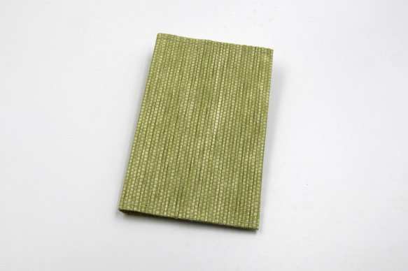 【紙布家】護照套（草綠） 第1張的照片