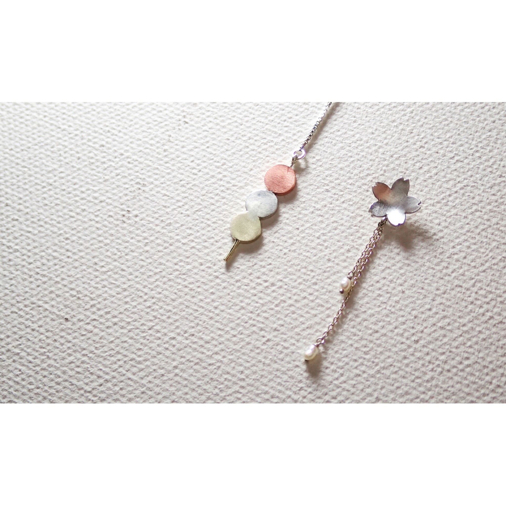 花より団子ピアス