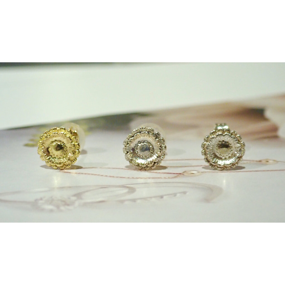 Gerbera Silver Clip-on Earrings 5枚目の画像