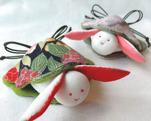 ❤️  ハンドメイド    正絹 手作り 花うさぎ❤️お値下げしました。 世界に一つだけうさぎさんの花束ポット - ❤︎Blanche Neige