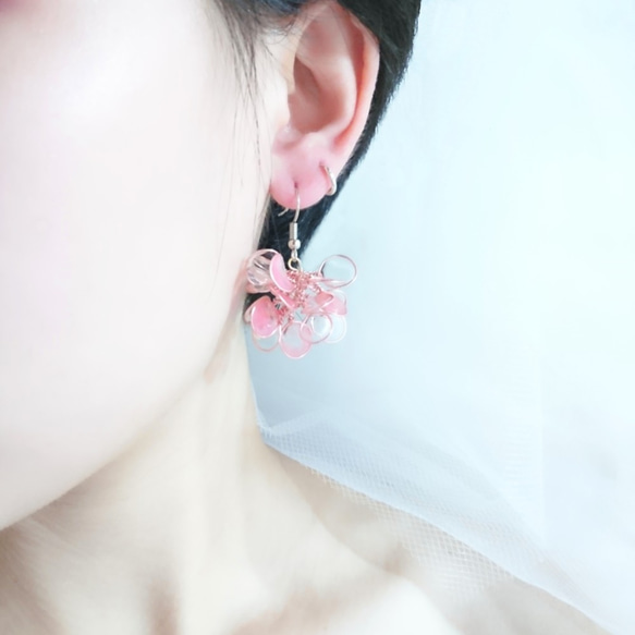<花>造型手工設計樹脂耳環/垂吊款/earring/accessories 第3張的照片