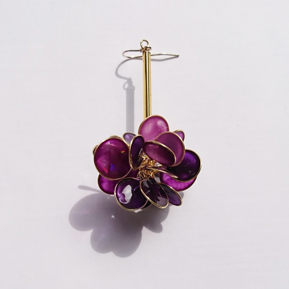 <Violet>單邊造型手工設計樹脂耳環/垂吊款/earring/accessories 第2張的照片
