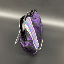 本場筑前博多織M型ガマ口10 内ポケット付き　花模様　縁起物　一点限り　オリジナルデザイン黒紫 4枚目の画像