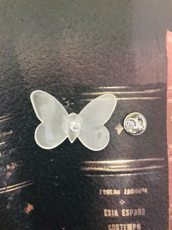 ドイツヴィンテージ　蝶々のラペルピン(送料無料) 3枚目の画像