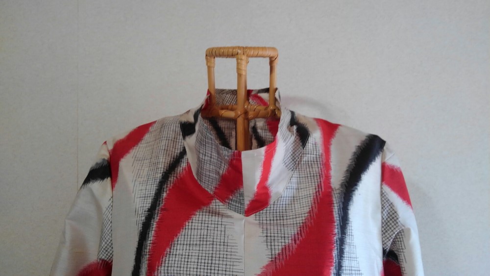 着物リメイク　銘仙のAラインオーバーブラウス