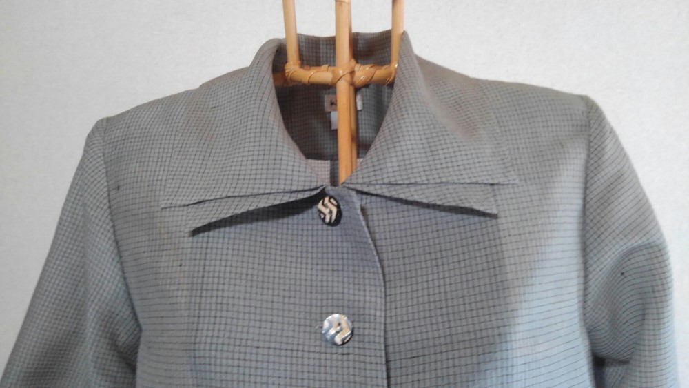 着物リメイク　二枚襟の春からジャケット