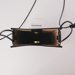 スモールサイズ　レザーショルダーバッグ｜ブラック 5枚目の画像