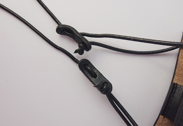 スモールサイズ　レザーショルダーバッグ｜ブラック 8枚目の画像