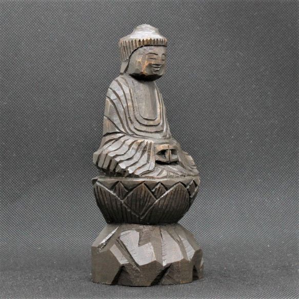 阿弥陀如来坐像（16cm クス材 着色 an0514）仏像 円空仏 摸刻 木彫 5枚目の画像