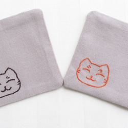 組み直して出品予定-コースター 2枚set 猫の手刺繍入(15g/set) カフェラテ色生地 2枚目の画像