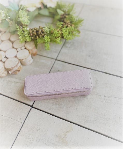 本革イタリーカーフのメガネケース　ピンクベージュ