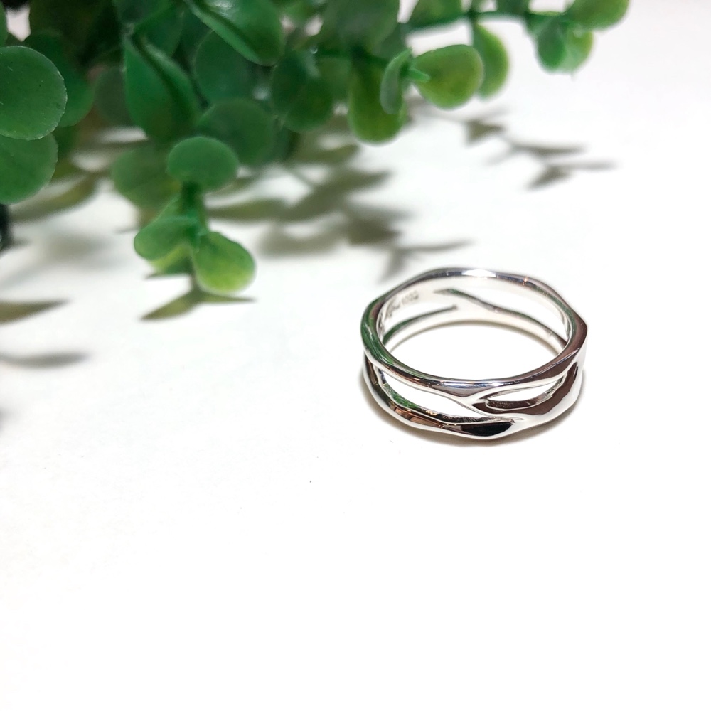 サイズ入荷！純銀製＊透かし2連風リング