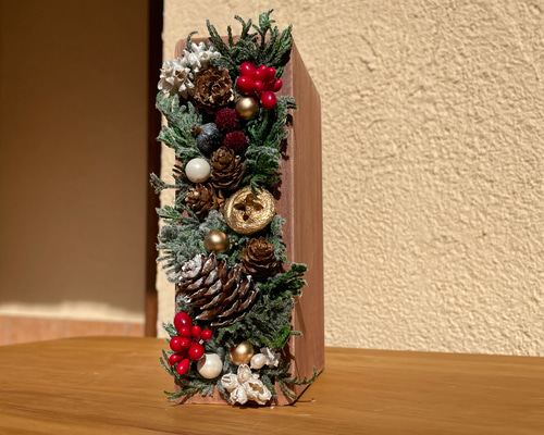 クリスマスブック 木の実 松ぼっくり ナチュラル クリスマス飾り