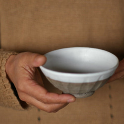 A・須恵器・ひら茶碗(大）・白 2枚目の画像