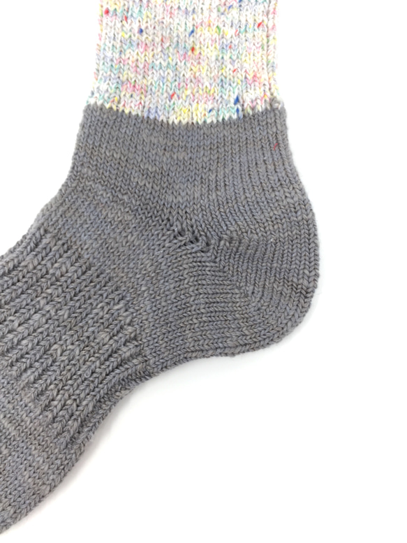 【TMSO-101 On the Lake Hemp Socks】GRAY size 23㎝〜25㎝ 麻使用 奈良産 3枚目の画像