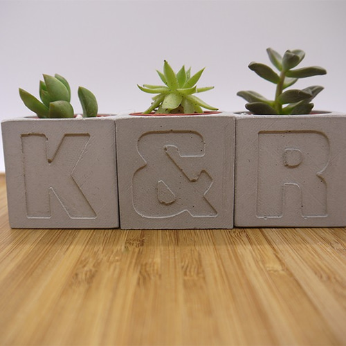 呉IIスタジオ]アルファベットポットと肉セメントポットセメントポット1