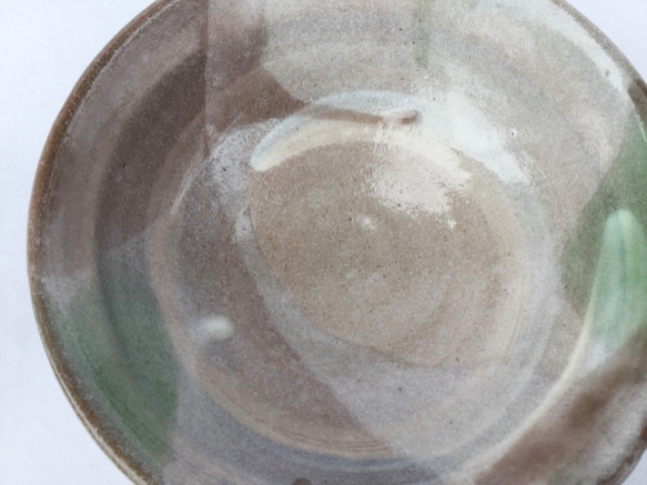 ベージュの刷毛目茶碗(パステル) 6枚目の画像