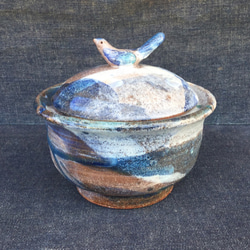 鳥の蓋つき灰皿(コバルトと藁灰釉) 1枚目の画像