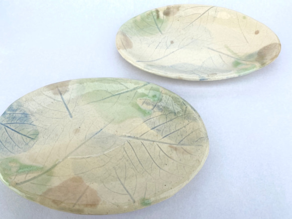 あじさいの葉っぱ　楕円皿 8枚目の画像