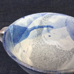 藁灰釉と雲柄のスープカップ 6枚目の画像