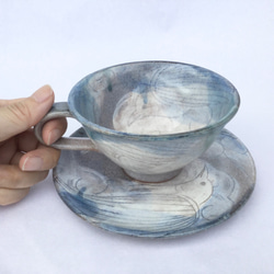 かささぎと雲のカップ&ソーサー　(コバルト) 1枚目の画像